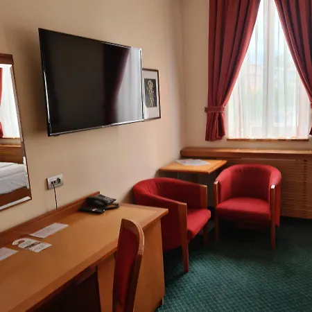 Slovan Hotel 4*