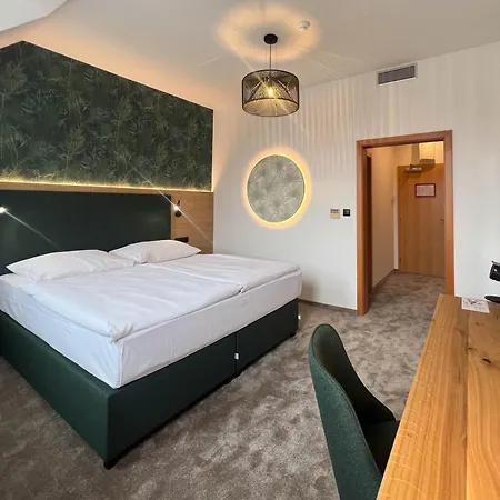 Slovan Hotel