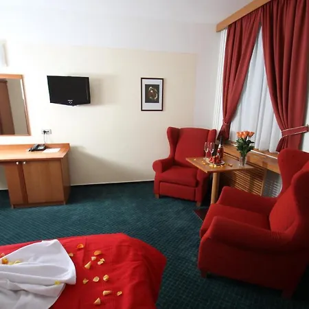Slovan Hotel
