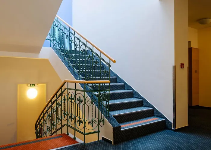Slovan Hotel 4*
