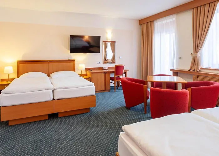 Slovan Hotel 4*